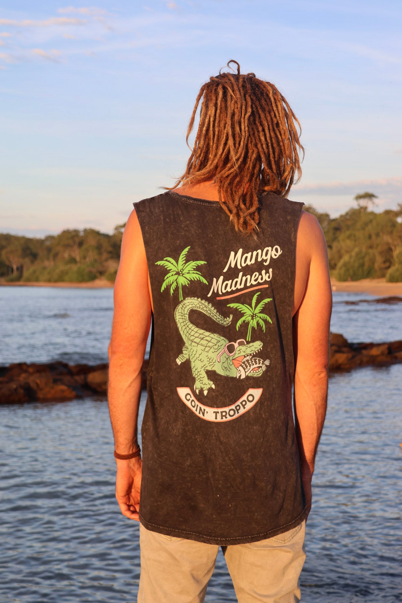 GOIN' TROPPO STONE WASH TANK - BLACK