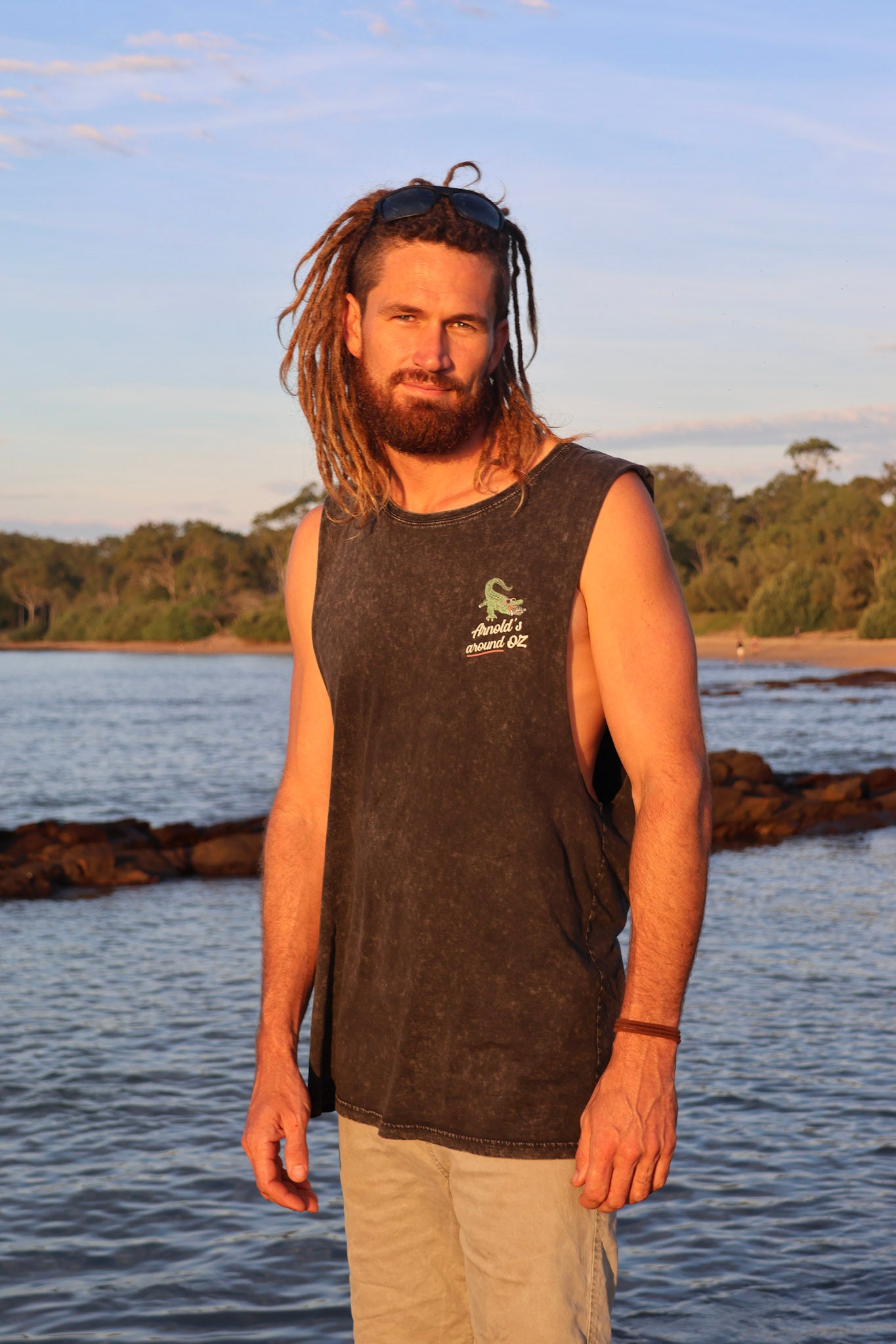 GOIN' TROPPO STONE WASH TANK - BLACK
