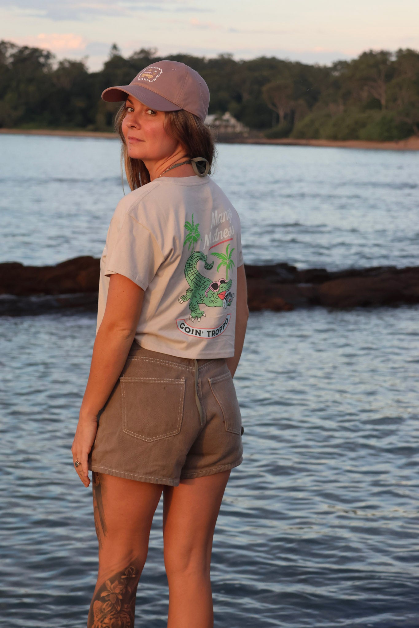 GOIN' TROPPO CROPPED TEE - BONE